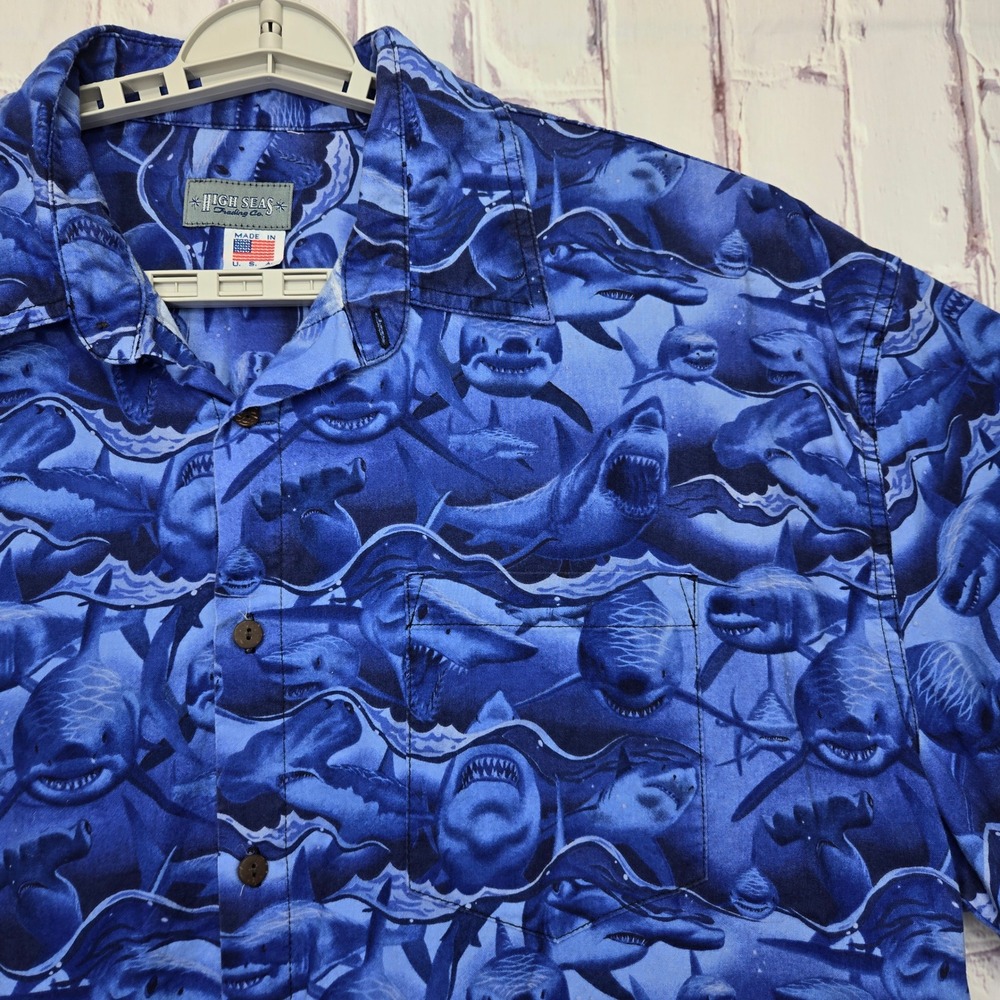 High‎ Seas Trading Co Mens Blue Shark Print Button Up Hawaiian Shirt XXXL USA